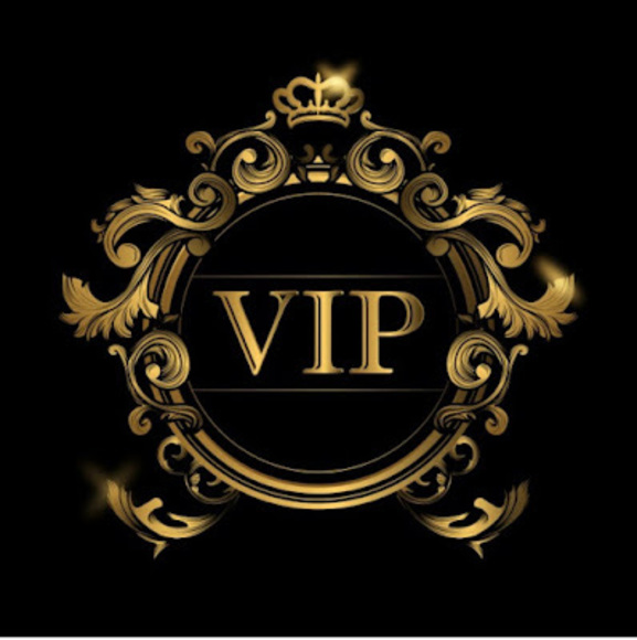 Meet your Posher, Vivian - Picture 1 of 1